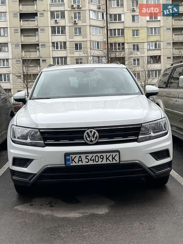 Внедорожник / Кроссовер Volkswagen Tiguan 2018 в Киеве