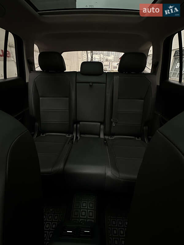 Внедорожник / Кроссовер Volkswagen Tiguan 2020 в Киеве фото 13 Внедорожник / Кроссовер Volkswagen Tiguan 2020 в Киеве