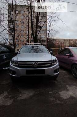 Позашляховик / Кросовер Volkswagen Tiguan 2016 в Львові