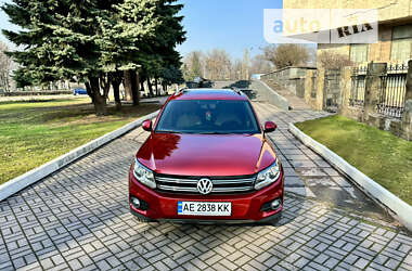 Внедорожник / Кроссовер Volkswagen Tiguan 2014 в Каменском