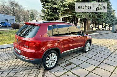 Внедорожник / Кроссовер Volkswagen Tiguan 2014 в Каменском