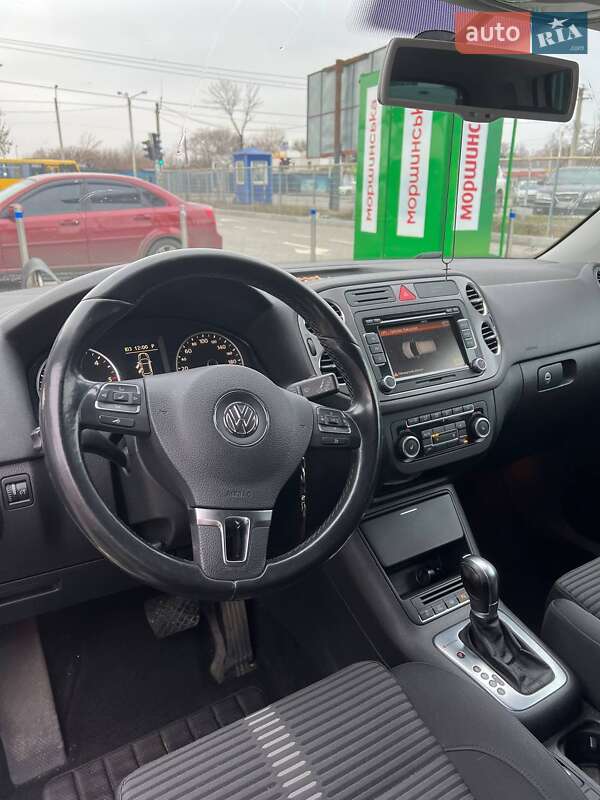 Внедорожник / Кроссовер Volkswagen Tiguan 2011 в Одессе