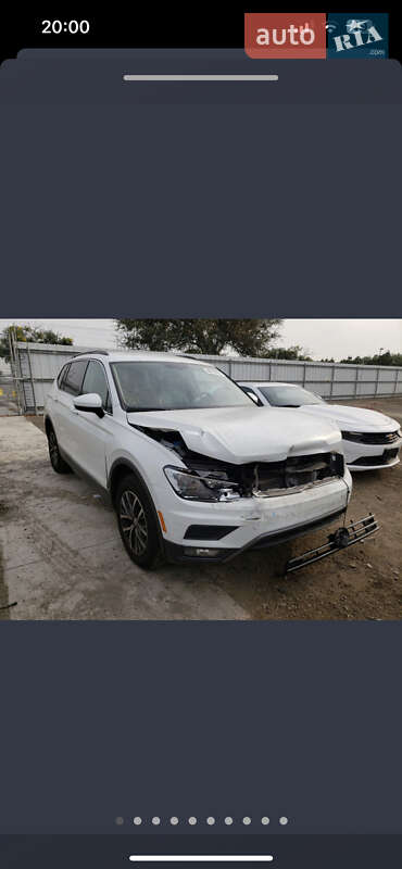 Внедорожник / Кроссовер Volkswagen Tiguan 2017 в Луцке