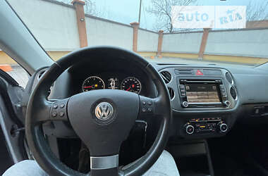 Внедорожник / Кроссовер Volkswagen Tiguan 2010 в Коломые