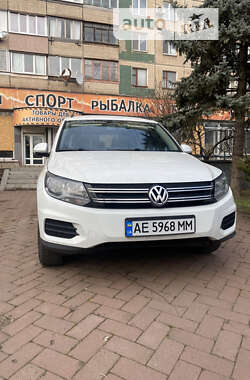 Volkswagen Tiguan 2015