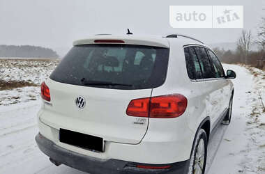 Внедорожник / Кроссовер Volkswagen Tiguan 2013 в Перемышлянах