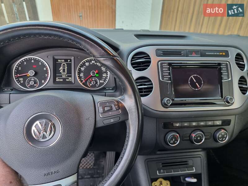 Внедорожник / Кроссовер Volkswagen Tiguan 2017 в Львове