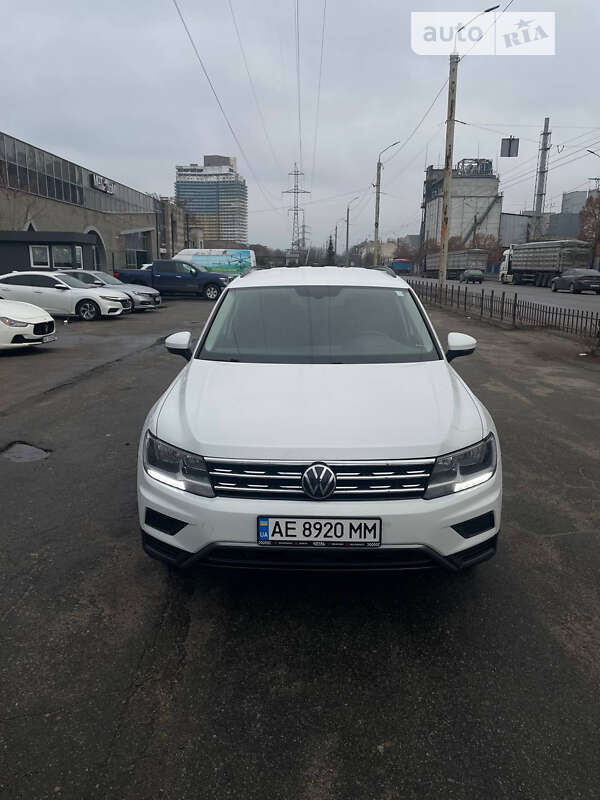 Внедорожник / Кроссовер Volkswagen Tiguan 2018 в Днепре