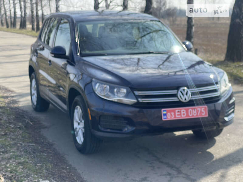 Внедорожник / Кроссовер Volkswagen Tiguan 2012 в Переяславе