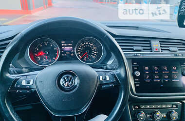 Позашляховик / Кросовер Volkswagen Tiguan 2018 в Рівному