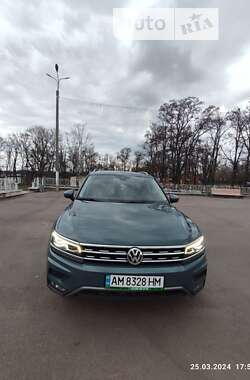 Внедорожник / Кроссовер Volkswagen Tiguan 2019 в Коростене