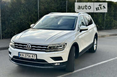 Внедорожник / Кроссовер Volkswagen Tiguan 2020 в Киеве