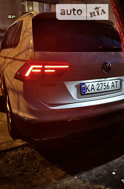 Внедорожник / Кроссовер Volkswagen Tiguan 2020 в Киеве