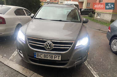 Позашляховик / Кросовер Volkswagen Tiguan 2010 в Львові