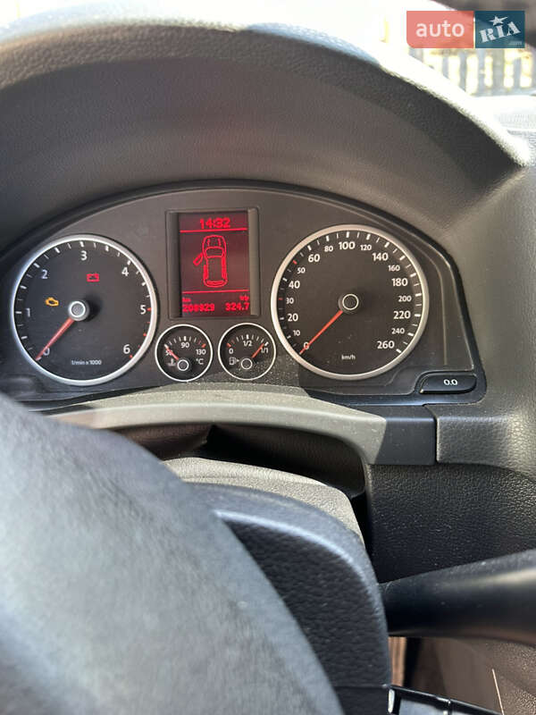 Внедорожник / Кроссовер Volkswagen Tiguan 2008 в Овруче