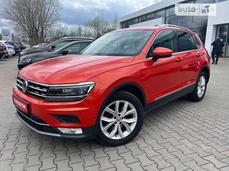 Позашляховик / Кросовер Volkswagen Tiguan 2017 в Житомирі