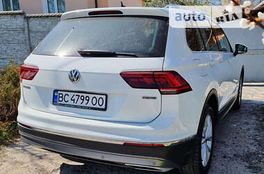 Внедорожник / Кроссовер Volkswagen Tiguan 2020 в Харькове