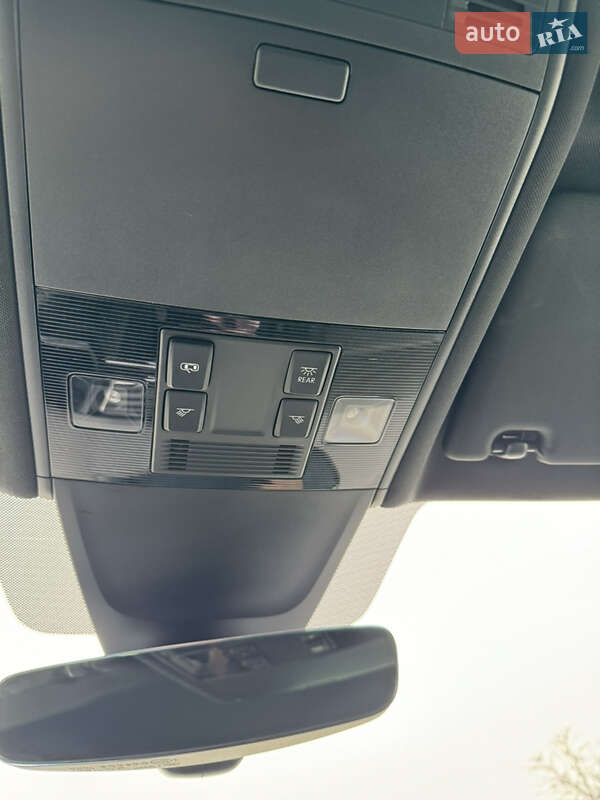 Внедорожник / Кроссовер Volkswagen Tiguan 2017 в Каменском