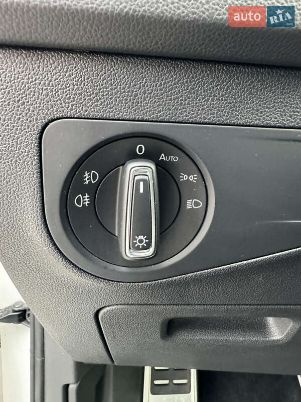 Внедорожник / Кроссовер Volkswagen Tiguan 2017 в Каменском