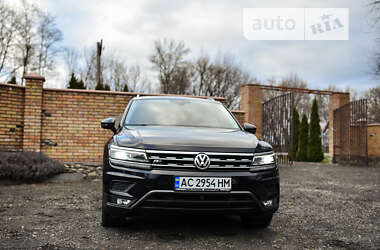 Внедорожник / Кроссовер Volkswagen Tiguan 2018 в Луцке