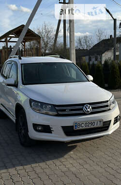 Внедорожник / Кроссовер Volkswagen Tiguan 2011 в Самборе