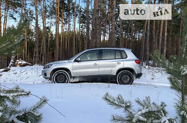 Внедорожник / Кроссовер Volkswagen Tiguan 2017 в Киеве