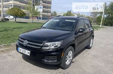 Внедорожник / Кроссовер Volkswagen Tiguan 2016 в Харькове