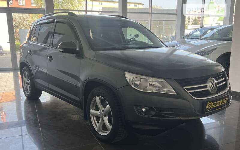 Volkswagen Tiguan 2011