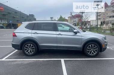 Внедорожник / Кроссовер Volkswagen Tiguan 2019 в Киеве