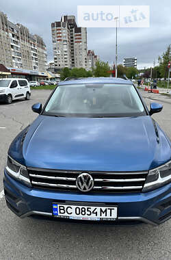 Внедорожник / Кроссовер Volkswagen Tiguan 2019 в Львове