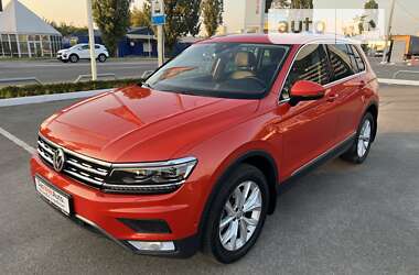 Внедорожник / Кроссовер Volkswagen Tiguan 2017 в Киеве