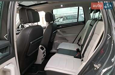 Внедорожник / Кроссовер Volkswagen Tiguan 2020 в 