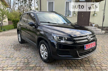 Позашляховик / Кросовер Volkswagen Tiguan 2015 в Калуші