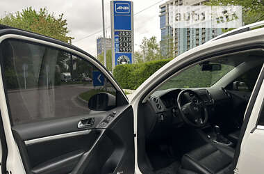Внедорожник / Кроссовер Volkswagen Tiguan 2012 в Львове