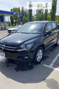 Внедорожник / Кроссовер Volkswagen Tiguan 2013 в Черкассах