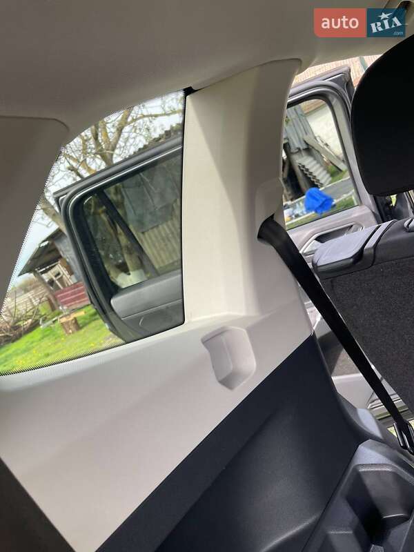 Позашляховик / Кросовер Volkswagen Tiguan 2017 в Черкасах фото 34 Позашляховик / Кросовер Volkswagen Tiguan 2017 в Черкасах