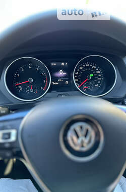 Внедорожник / Кроссовер Volkswagen Tiguan 2019 в Ровно