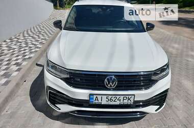 Позашляховик / Кросовер Volkswagen Tiguan 2021 в Фастові