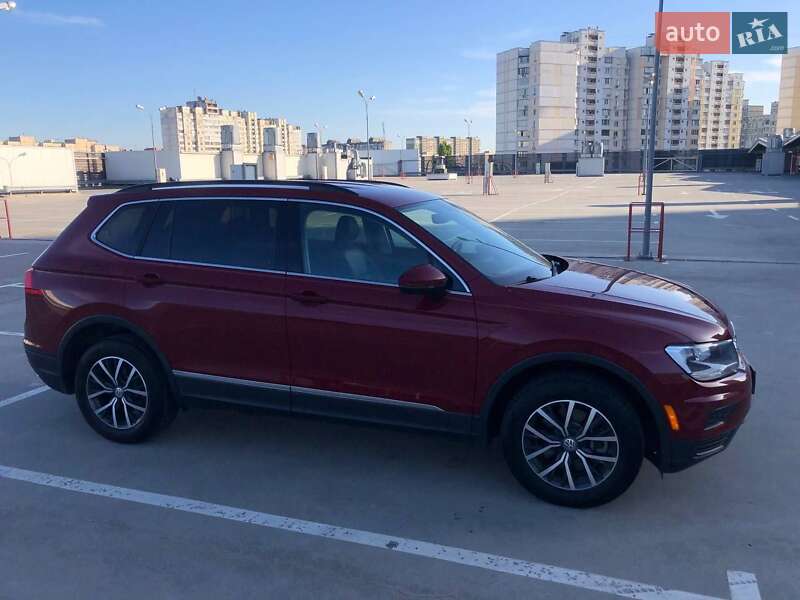 Внедорожник / Кроссовер Volkswagen Tiguan 2019 в Киеве