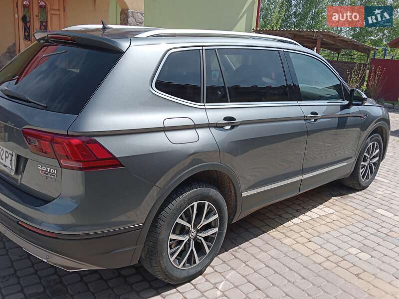 Внедорожник / Кроссовер Volkswagen Tiguan 2018 в Львове