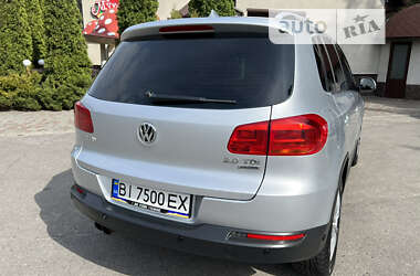 Позашляховик / Кросовер Volkswagen Tiguan 2011 в Полтаві