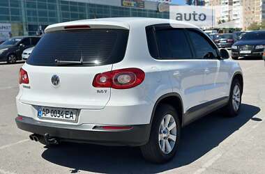 Позашляховик / Кросовер Volkswagen Tiguan 2010 в Запоріжжі