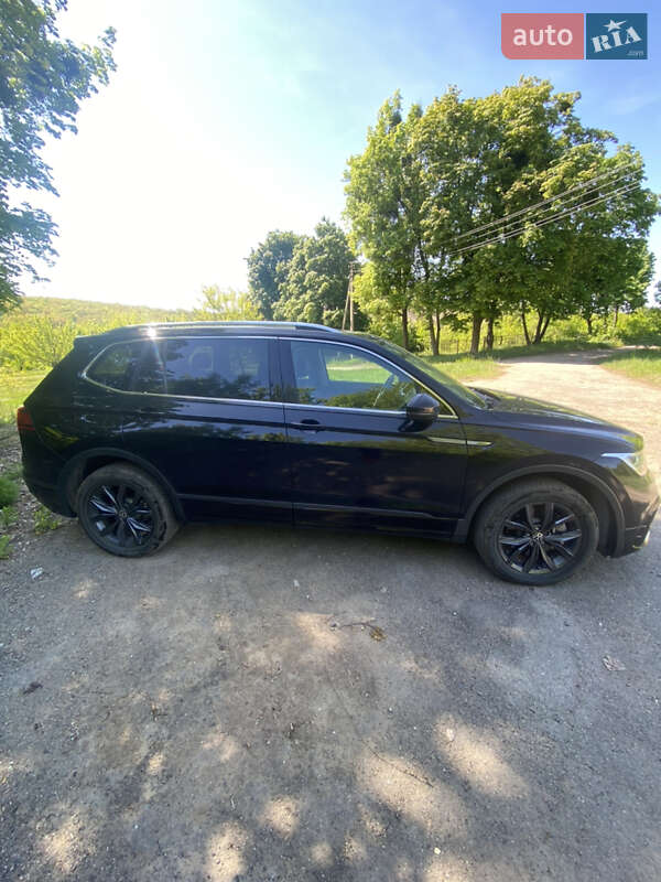 Внедорожник / Кроссовер Volkswagen Tiguan 2021 в Харькове фото 4 Внедорожник / Кроссовер Volkswagen Tiguan 2021 в Харькове