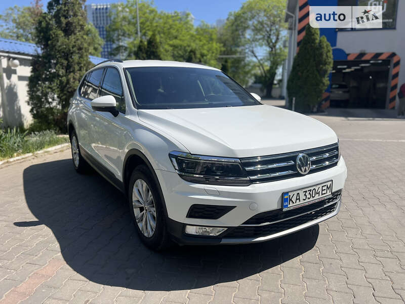 Позашляховик / Кросовер Volkswagen Tiguan 2019 в Одесі