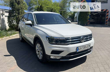 Позашляховик / Кросовер Volkswagen Tiguan 2019 в Одесі