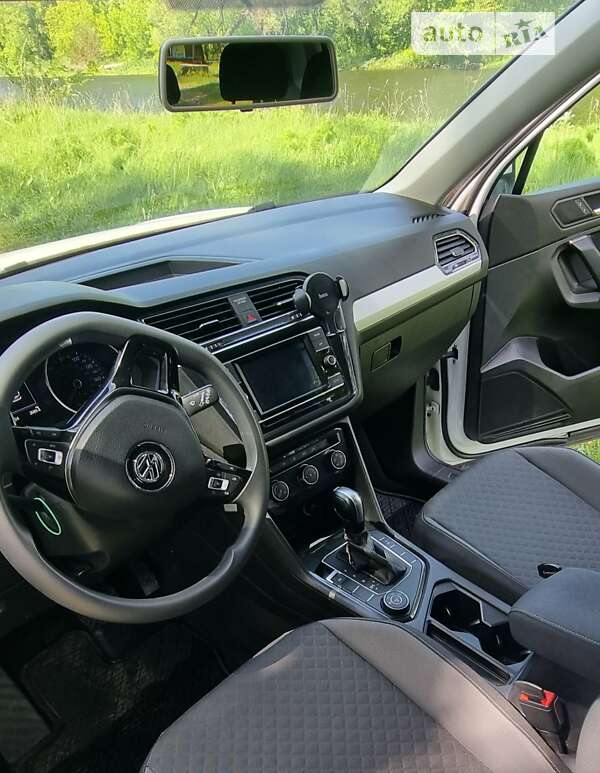 Внедорожник / Кроссовер Volkswagen Tiguan 2019 в Полтаве