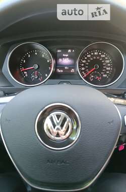 Внедорожник / Кроссовер Volkswagen Tiguan 2018 в Каменском