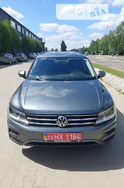 Позашляховик / Кросовер Volkswagen Tiguan 2018 в Білій Церкві