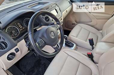 Внедорожник / Кроссовер Volkswagen Tiguan 2014 в Киеве