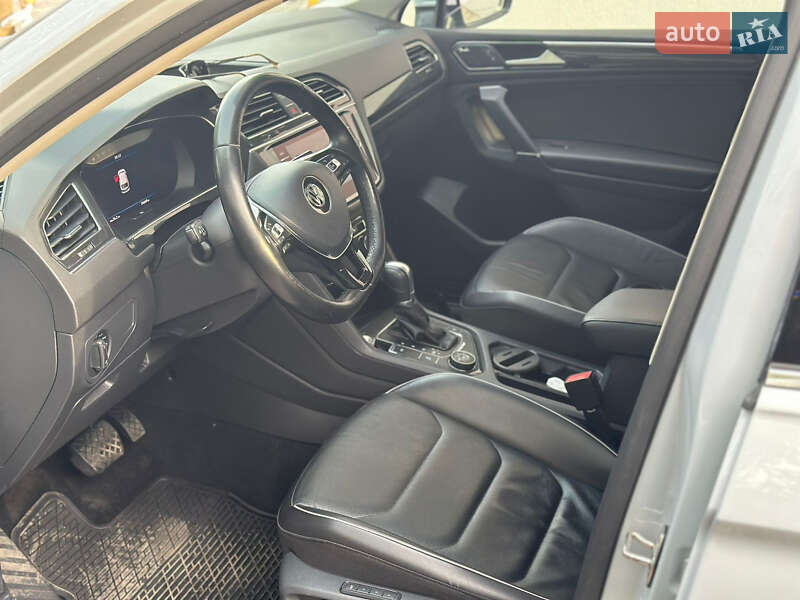 Внедорожник / Кроссовер Volkswagen Tiguan 2018 в Львове